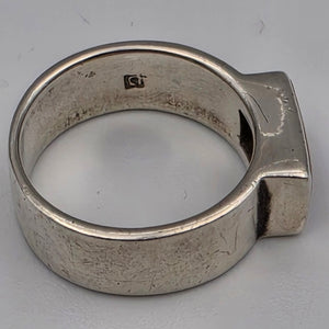 Mother of Pearl/Sterling Silver Ring Size 8.25