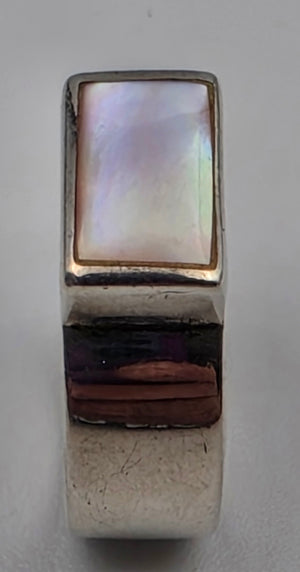 Mother of Pearl/Sterling Silver Ring Size 8.25