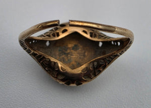 14k Antique Signet Ring 2.8 grams