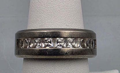 METAL MASTERS Titanium/Clear Cubic Zirconia Channel Set Band Ring Size 8