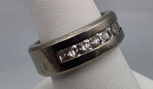 METAL MASTERS Titanium/Clear Cubic Zirconia Channel Set Band Ring Size 8