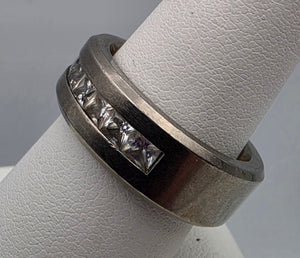 METAL MASTERS Titanium/Clear Cubic Zirconia Channel Set Band Ring Size 8