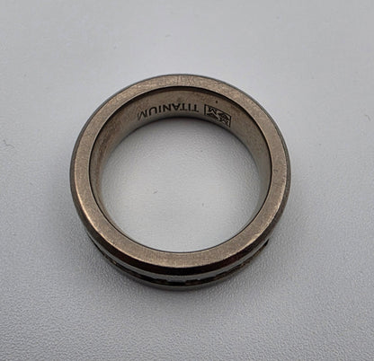 METAL MASTERS Titanium/Clear Cubic Zirconia Channel Set Band Ring Size 8