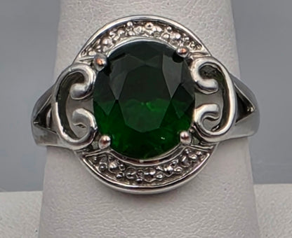 Silver Plated /Green Tourmaline Ring Size 9