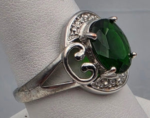 Silver Plated /Green Tourmaline Ring Size 9