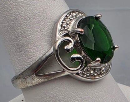Silver Plated /Green Tourmaline Ring Size 9