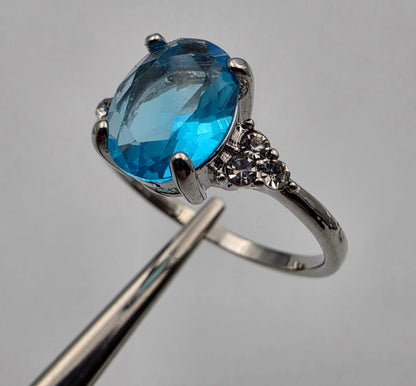 Silver Plated/Blue/Clear/Crystal Rhinestone Ring Size 8.75