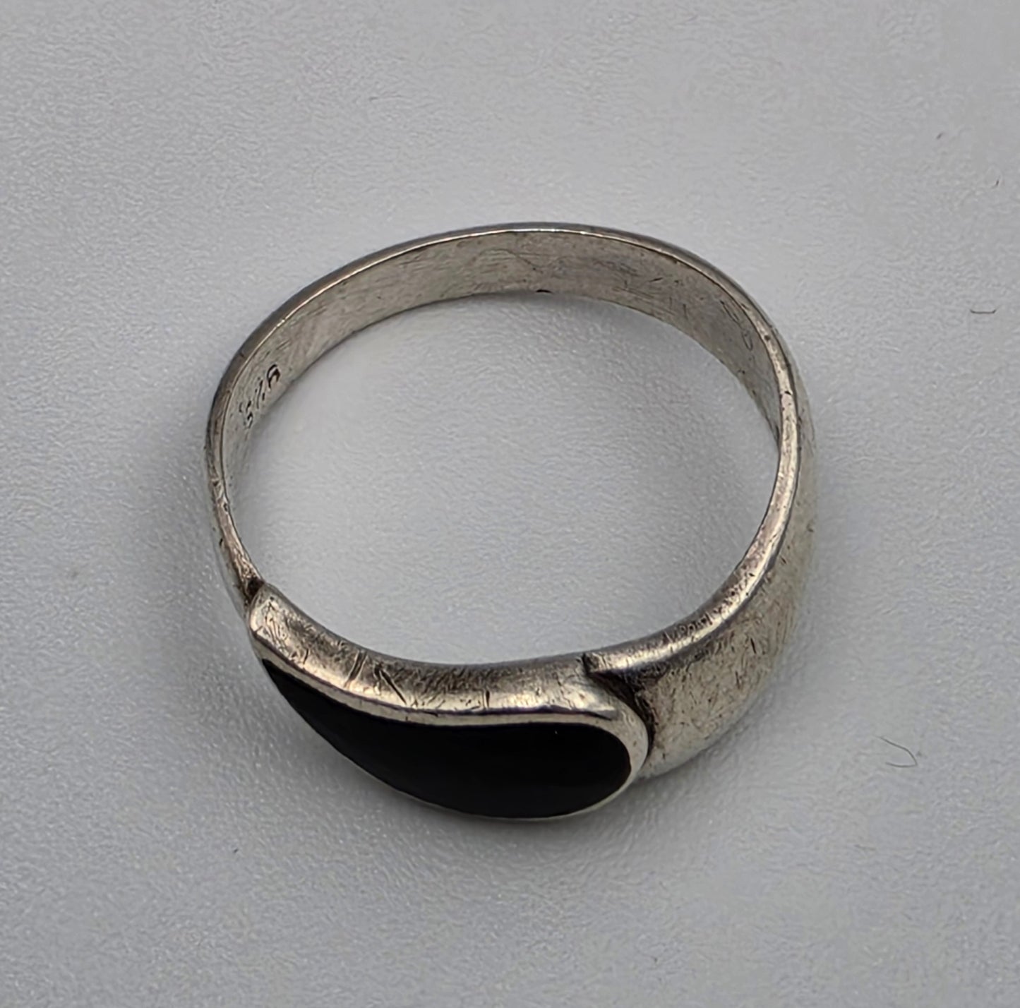 Sterling Silver/Inlaid Onyx Ring Size 5.5
