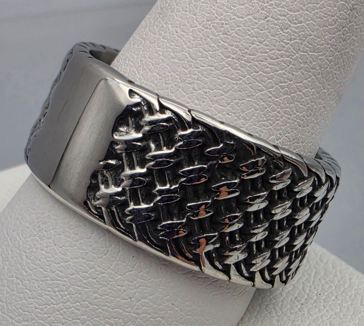 Stainless Steel Textured Band Ring Size 11.5