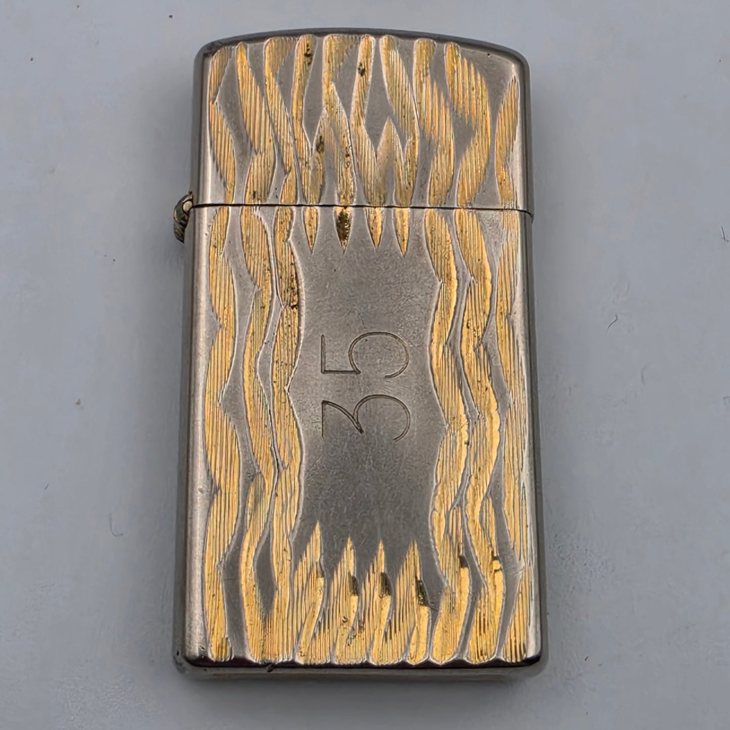 1976 ZIPPO Vintage Two Tone Gold Flame Design/Engraved/Flip Top/Windproof Lighter