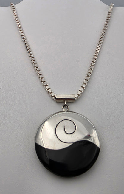 Modernist Milor Italy 1.5" Round Sterling Silver/Black Enamel Pendant and Sterling 30" Box Link(Venetian)  Chain