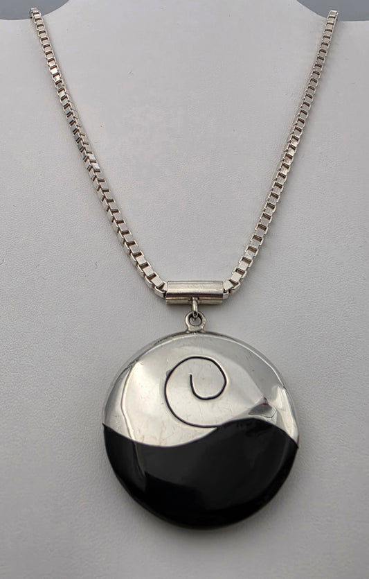Modernist Milor Italy 1.5" Round Sterling Silver/Black Enamel Pendant and Sterling 30" Box Link(Venetian)  Chain