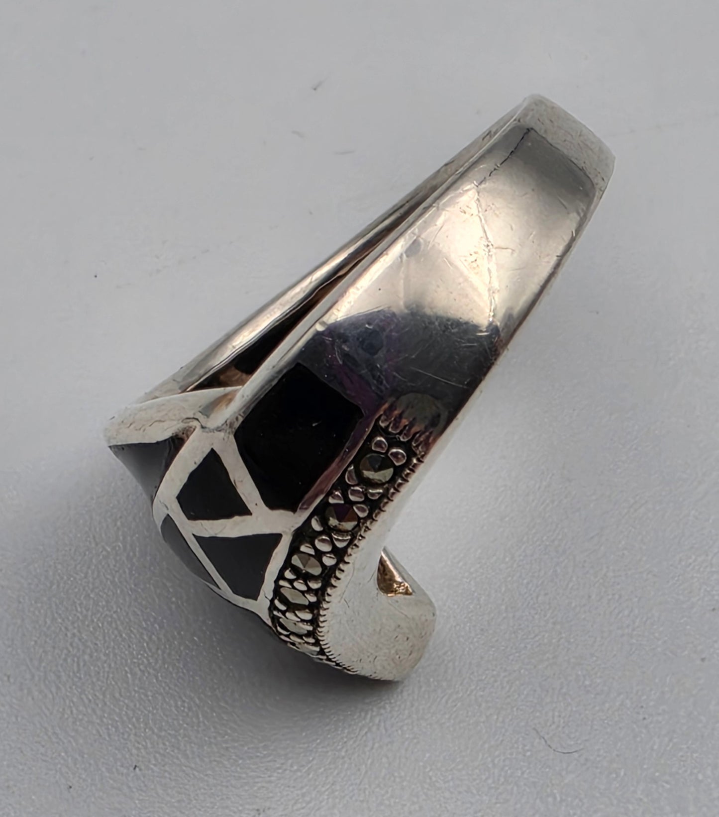 Black Onyx Inlay/Sterling Silver/Marcasite Crossover Ring Size 8.75