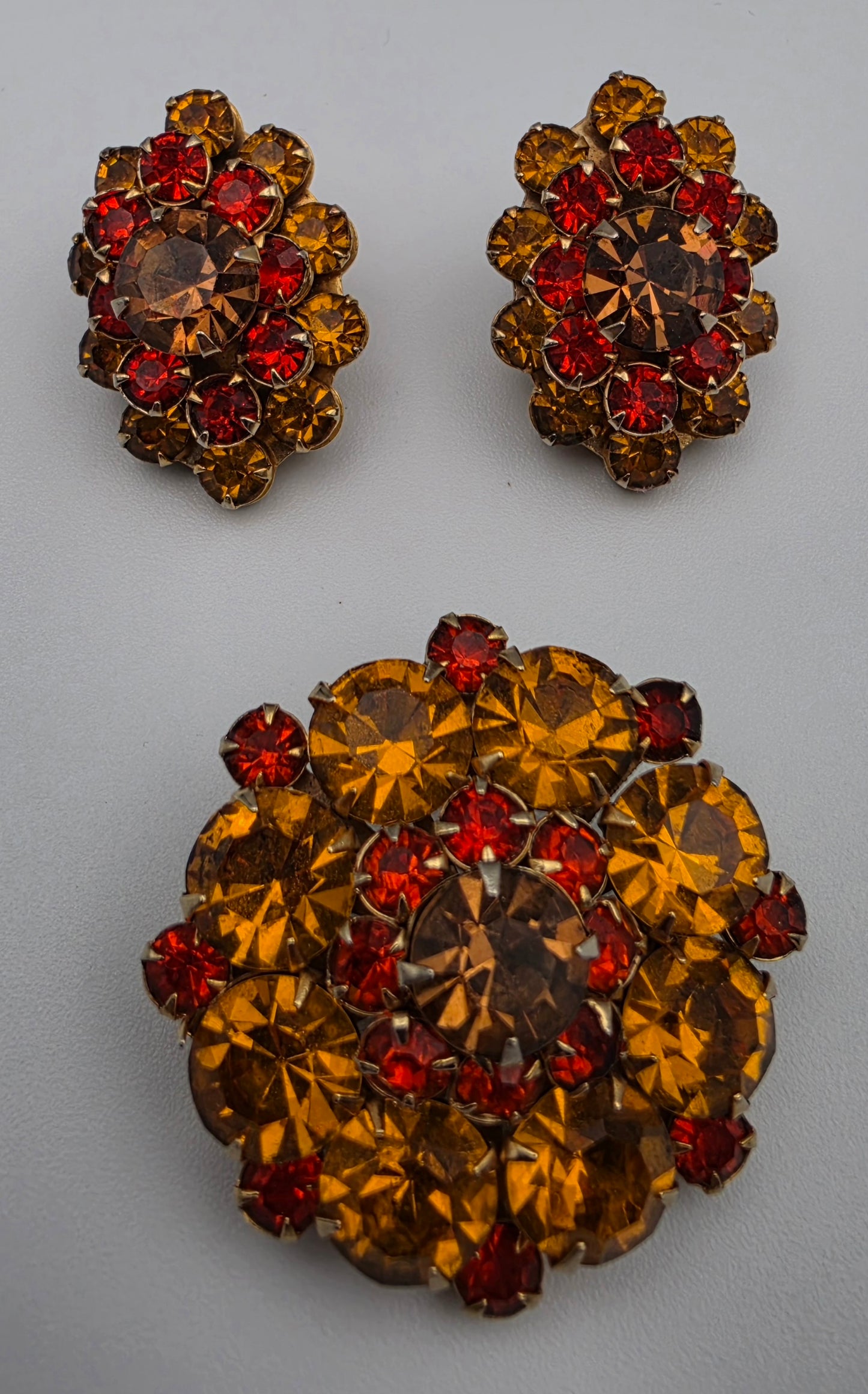 WEISS Red/Amber/Orange Vintage Rhinestone Brooch And Earring Set