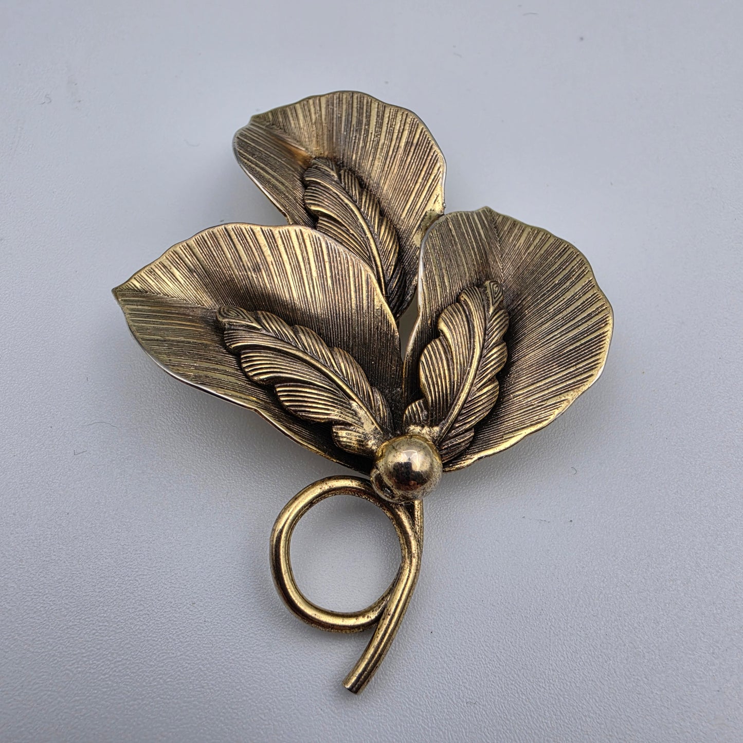 BOCCELINI Vintage 1960's Burnished Brass/3 Layered Leaves/2.75" Brooch