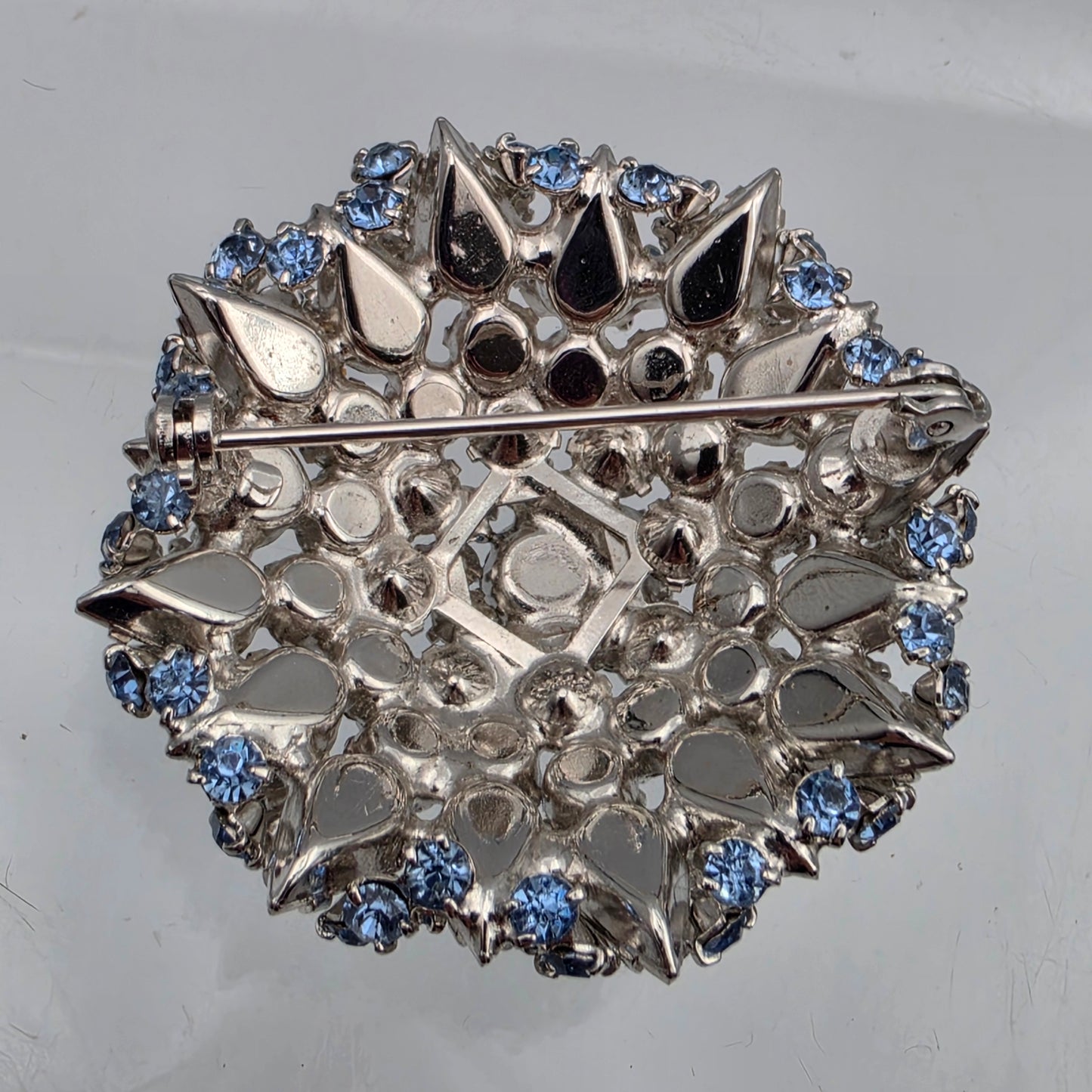 1950's- 1960's Multilayered Rosette/Blue/Clear Rhinestone Vintage Brooch
