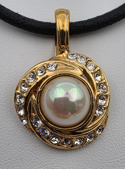 ROMAN Gold Tone/Aurora Borealis Faux Pearl Cabochon/Clear Rhinestone Vintage 1.25" Pendant