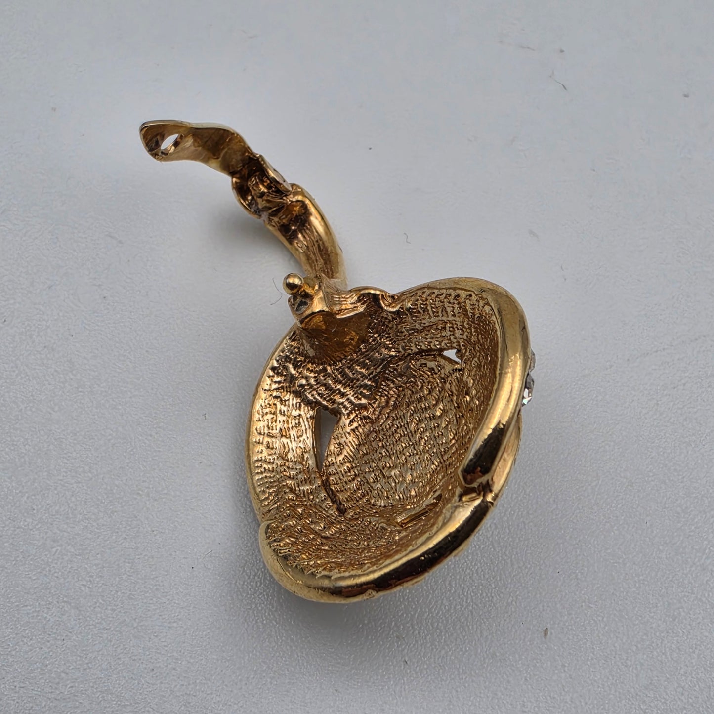 ROMAN Gold Tone/Aurora Borealis Faux Pearl Cabochon/Clear Rhinestone Vintage 1.25" Pendant