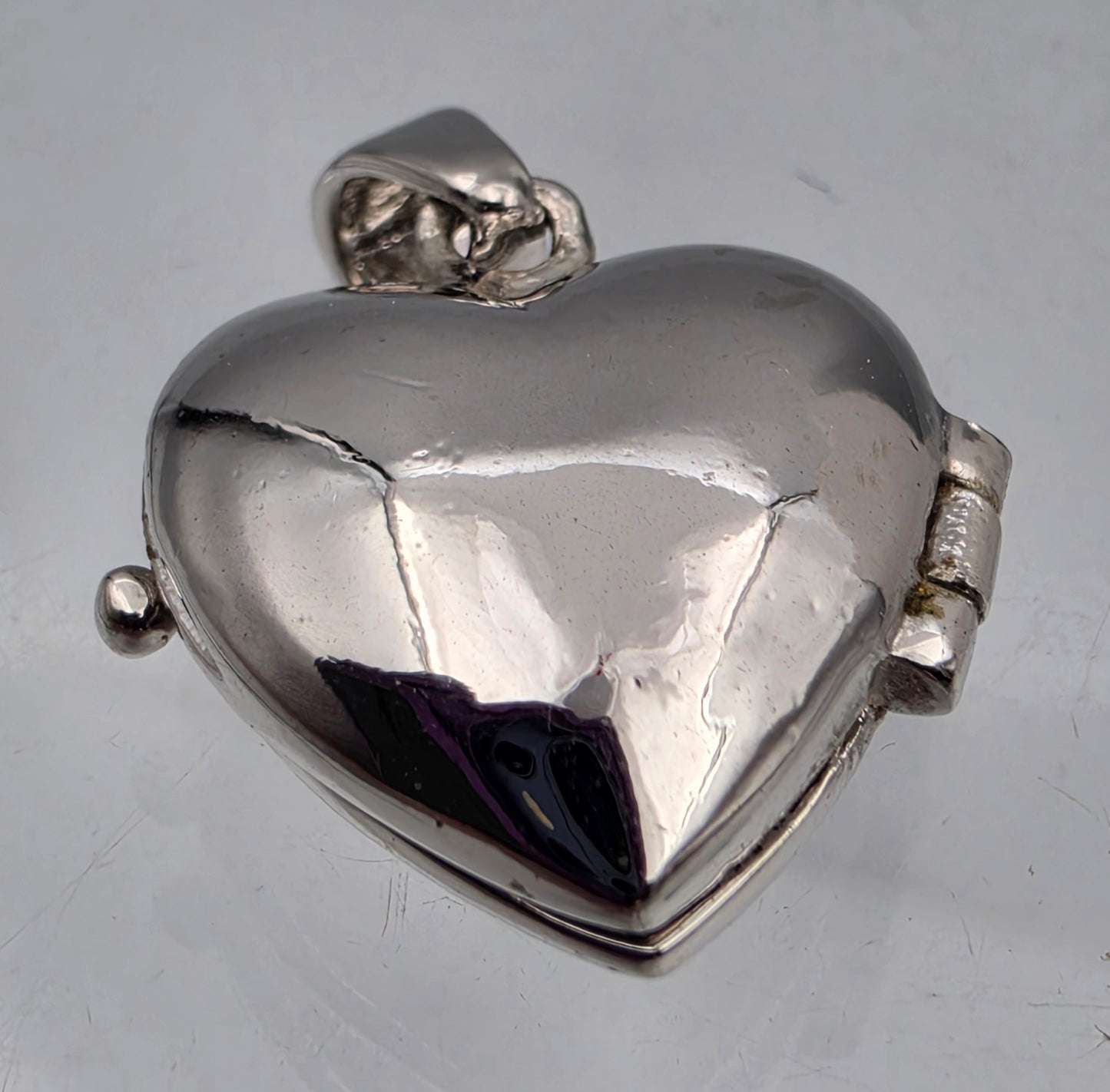 18KGF Heart Shaped/Heart Cutout Locket Pendant