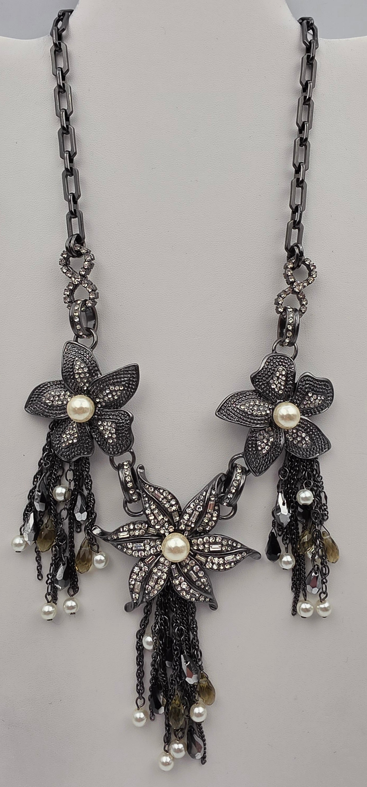 WHITE HOUSE BLACK MARKET Faux Pearl/Clear Rhinestone Floral 20" Statement Necklace