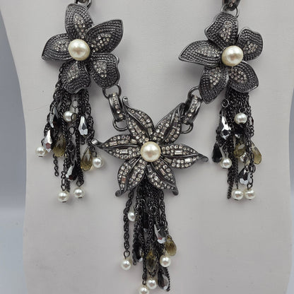 WHITE HOUSE BLACK MARKET Faux Pearl/Clear Rhinestone Floral 20" Statement Necklace