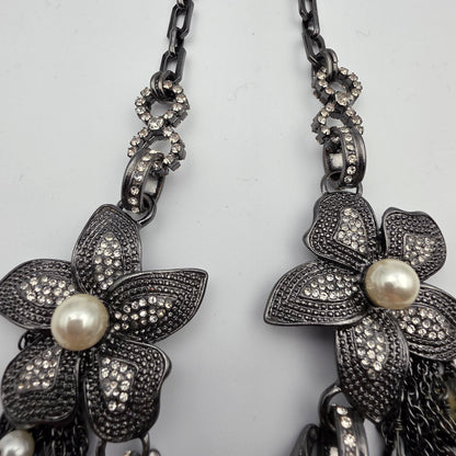 WHITE HOUSE BLACK MARKET Faux Pearl/Clear Rhinestone Floral 20" Statement Necklace