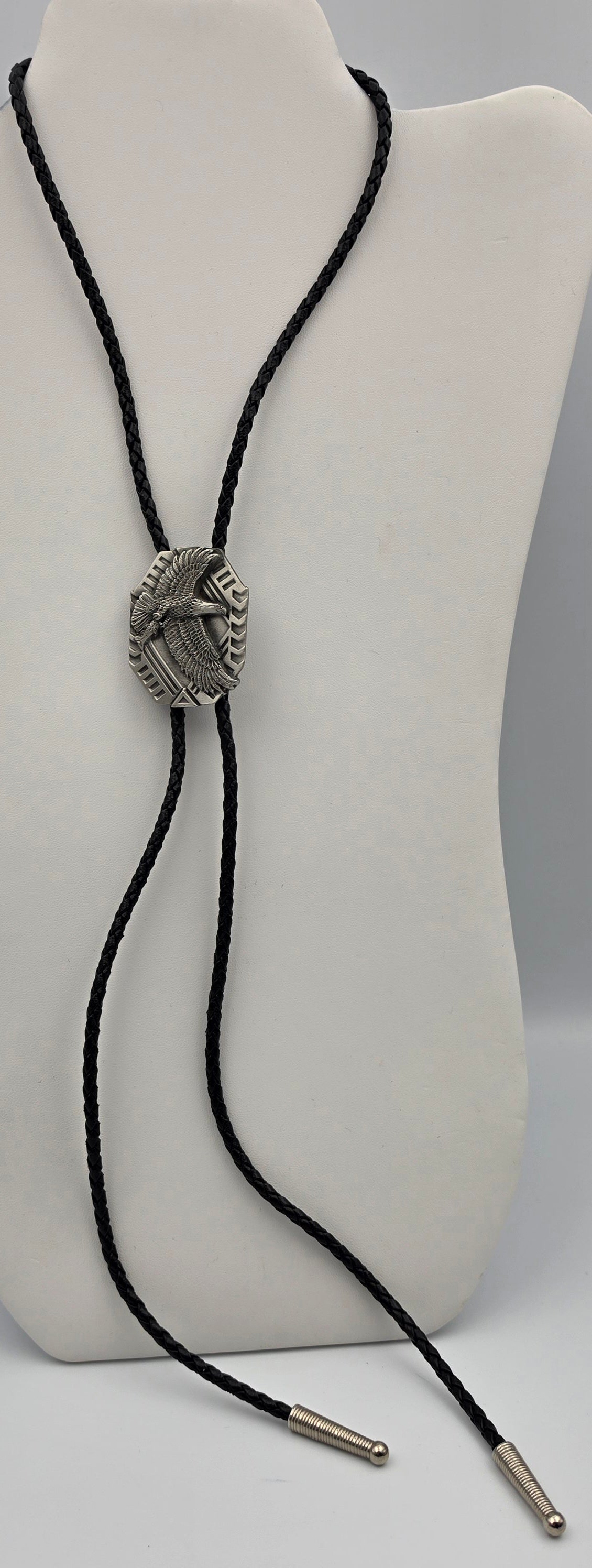 SISKIYOU Pewter Eagle/Black Braided Leather Bolo