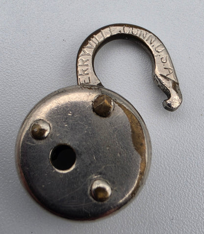 EAGLE LOCK CO. Vintage 1" Lock With Original Key