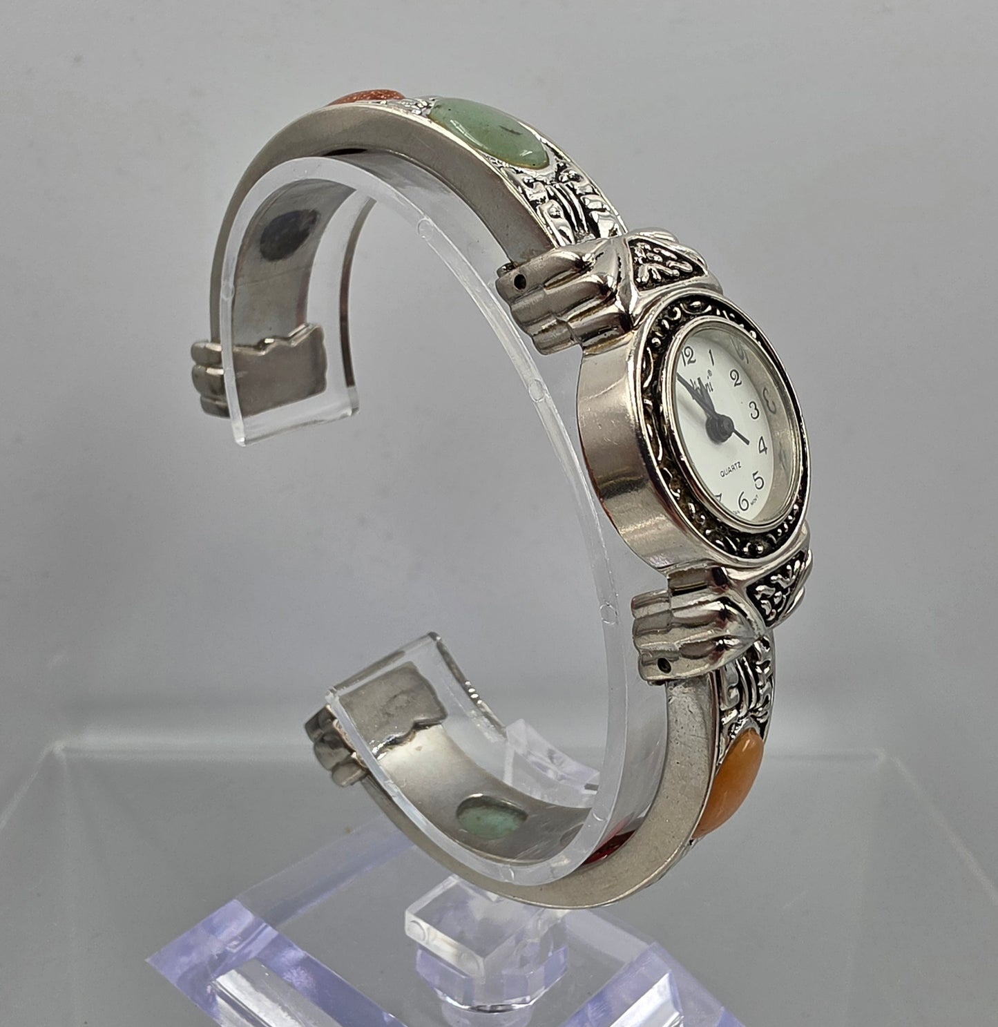 VIVANI ACCUTIME Vintage 1990's Silver Tone/Stone Cabochon Clamper Bracelet Watch