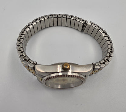 WATCH IT Model# MLN3013 Stainless Steel Expansion Band Vintage Watch