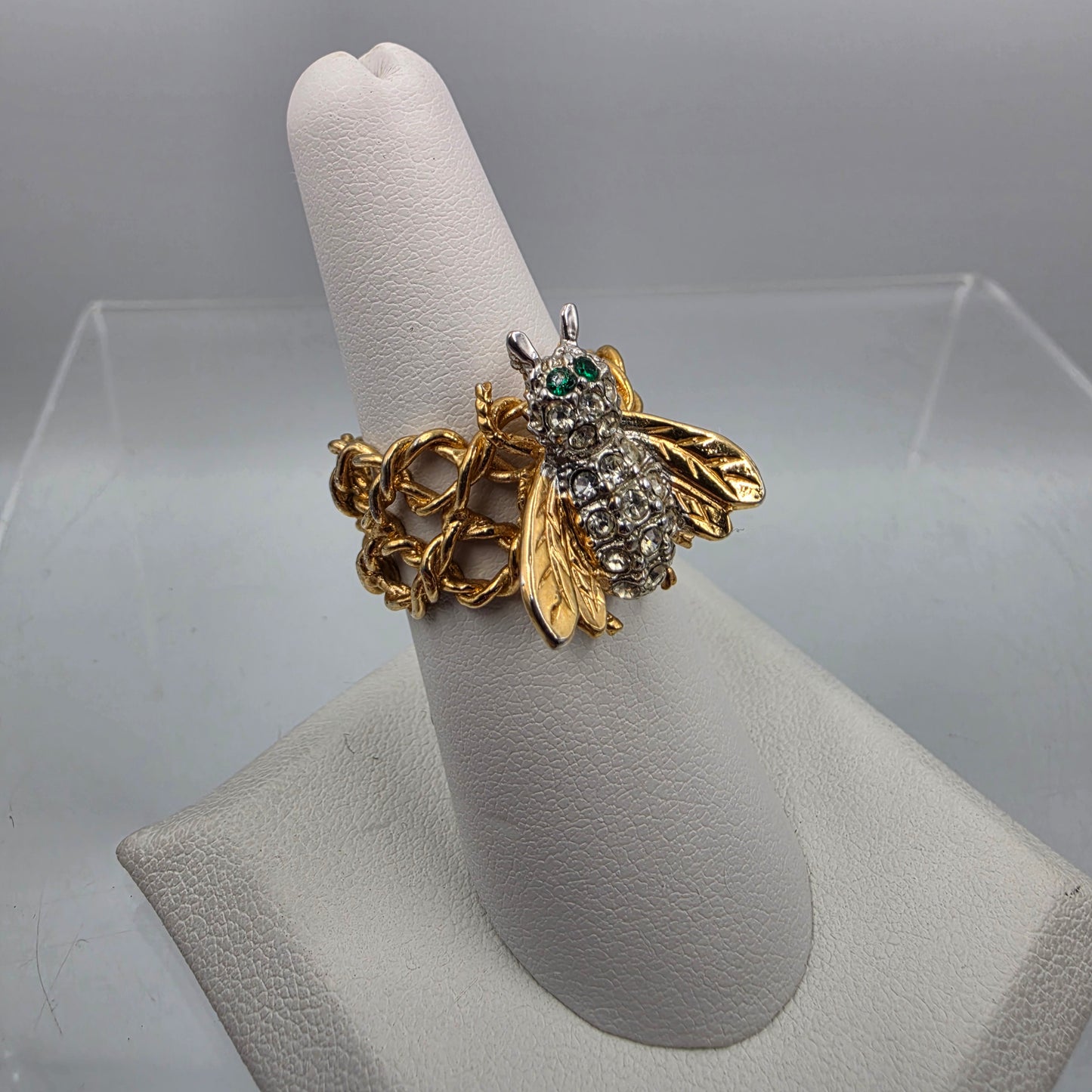 18k Heavy Gold Electroplated Honey Bee/Green and Clear Crystal Rhinestone Ring Size 7