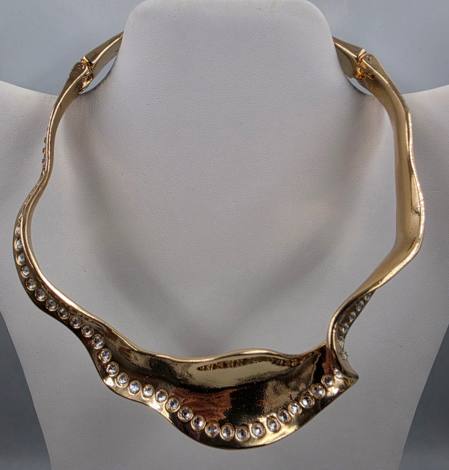 BOSS LADY COUTRE 15" "Natasha" Gold Tone/Clear Rhinestone Irregular Wave Statement Collar Necklace