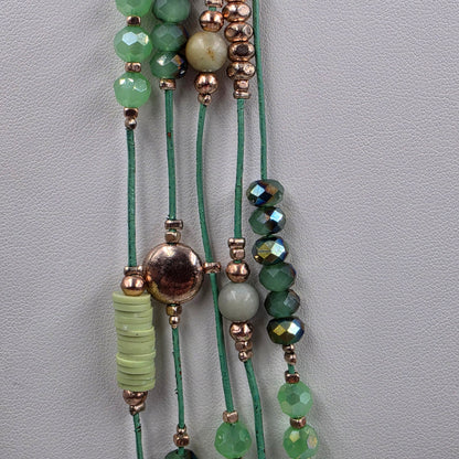 16"-17" Iridescent Green/Mint/Silver Glass Beaded Necklace