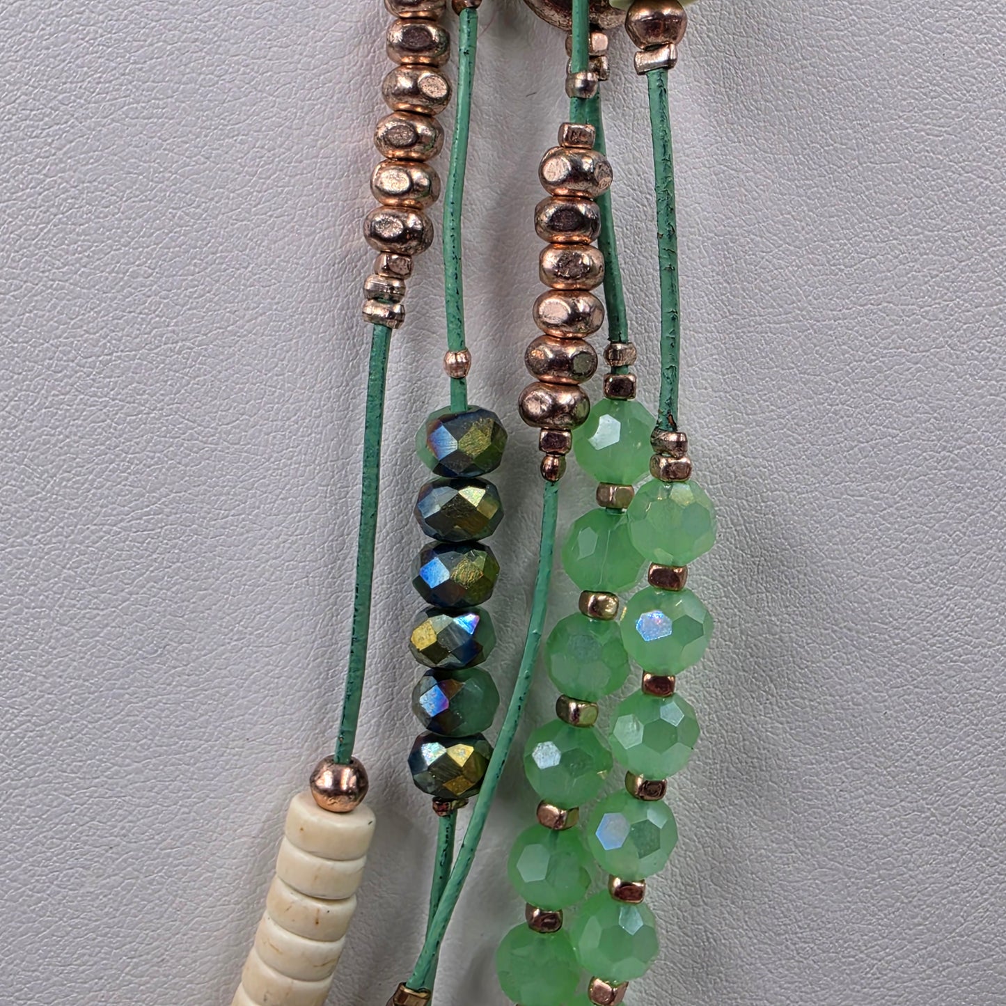 16"-17" Iridescent Green/Mint/Silver Glass Beaded Necklace