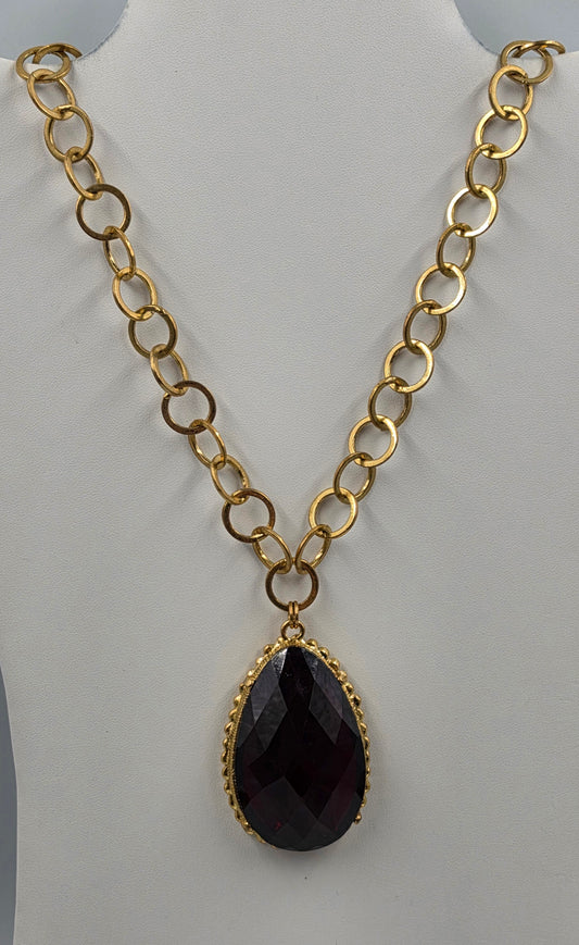 30" Red Faceted Acrylic Stone/Gold Tone Circular Link Chain Necklace