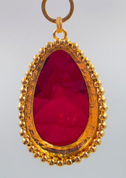 30" Red Faceted Acrylic Stone/Gold Tone Circular Link Chain Necklace