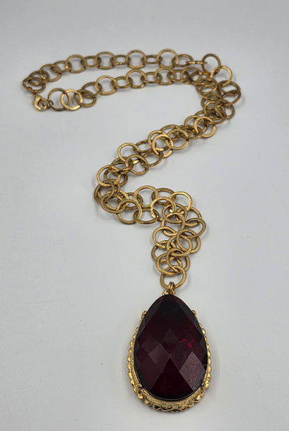 30" Red Faceted Acrylic Stone/Gold Tone Circular Link Chain Necklace