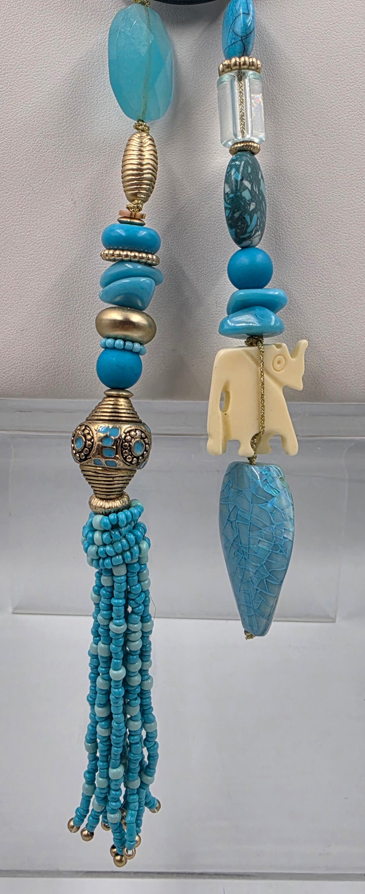 CHICOS 19"-23" Adjustable Iridescent Blue Stone/Glass/Acrylic Beaded Necklace