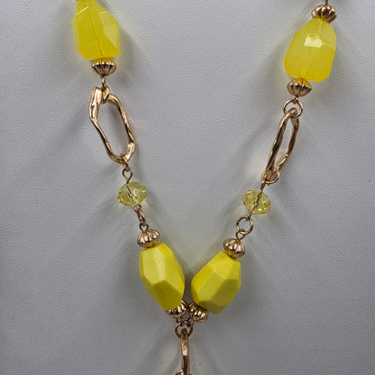 26" Yellow Acrylic  abead/ Gold Tone Tassel Pendant Necklace