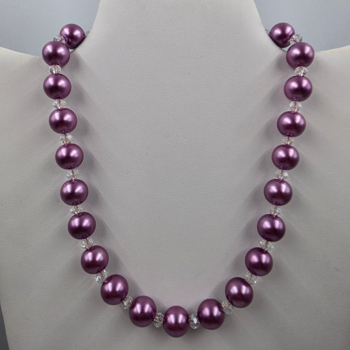 16.5" Lavender/Cream 12mm Bead Necklace