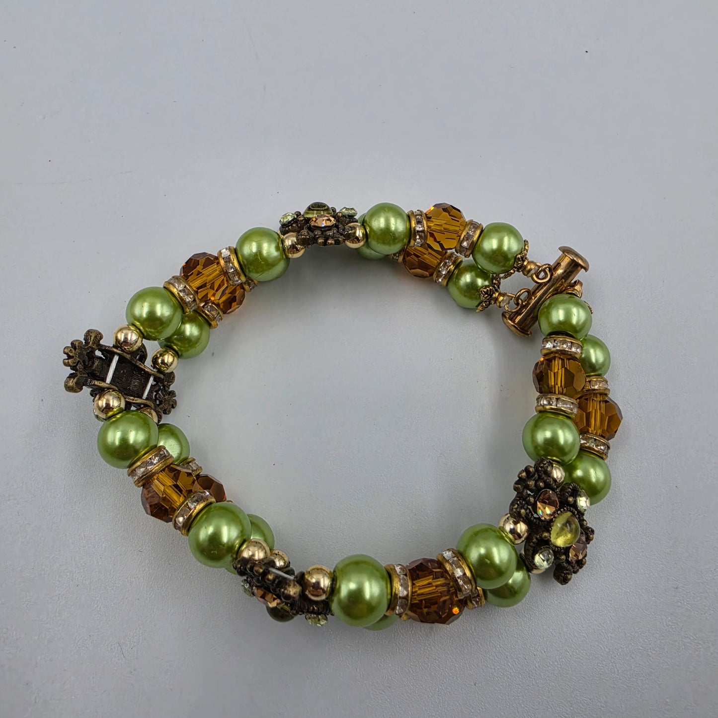8" Green/Clear/Amber Glass Beaded Bracelet