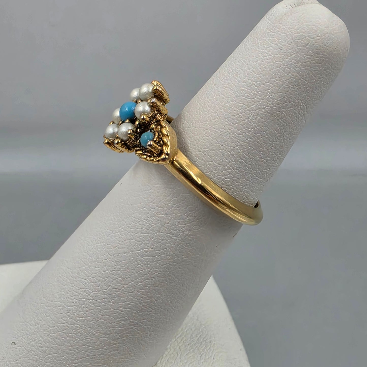 AVON Gold Tone/ Faux Turquoise/Pearl Adjustable Ring Size 5-7