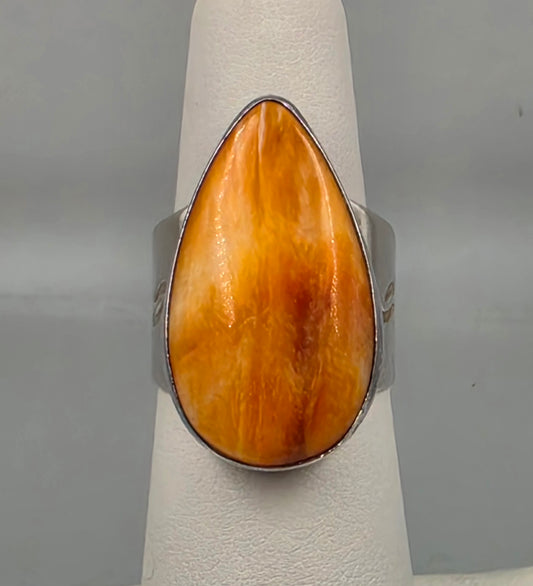 Desert Rose Trading Spiny Oyster/Sterling Silver Ring Size 6
