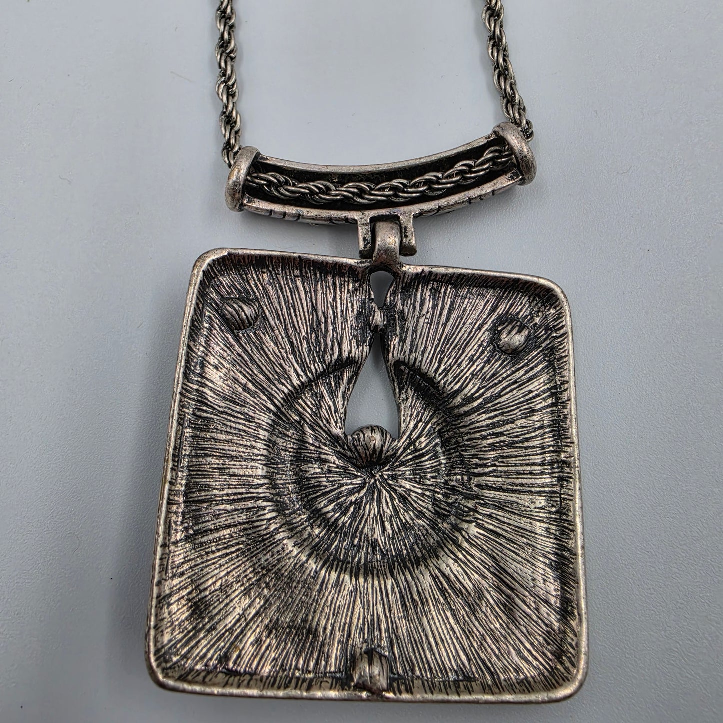 16"-19" Silver Tone/ Clear Crystal Rhinestone Southwest Style Square Pendant Necklace