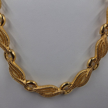 14"-17" Gold Tone Vintage 1960's-70's Choker/Collar Necklace