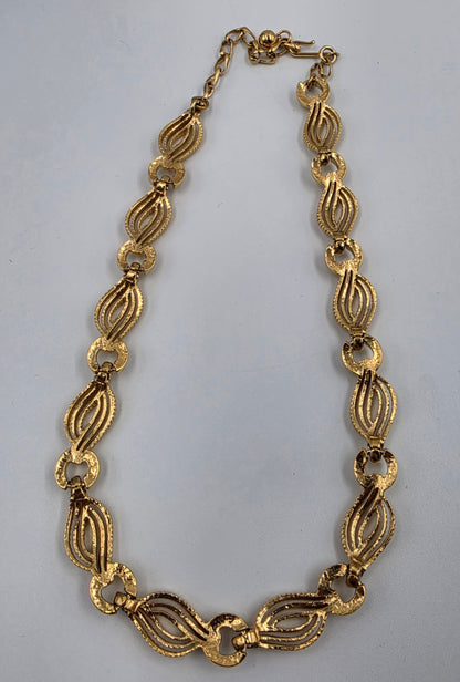 14"-17" Gold Tone Vintage 1960's-70's Choker/Collar Necklace