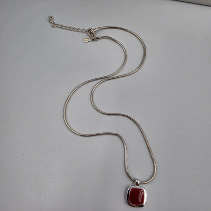 PREMIER DESIGNS  17.5"-19" Adjustable Silver Tone/Mauve Enamel Necklace