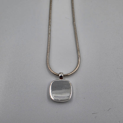PREMIER DESIGNS  17.5"-19" Adjustable Silver Tone/Mauve Enamel Necklace