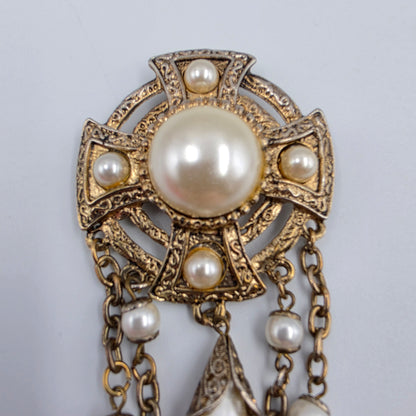 Vintage 1950's Antiqued Gold Tone/Faux Pearl Double Chain Charm Brooch