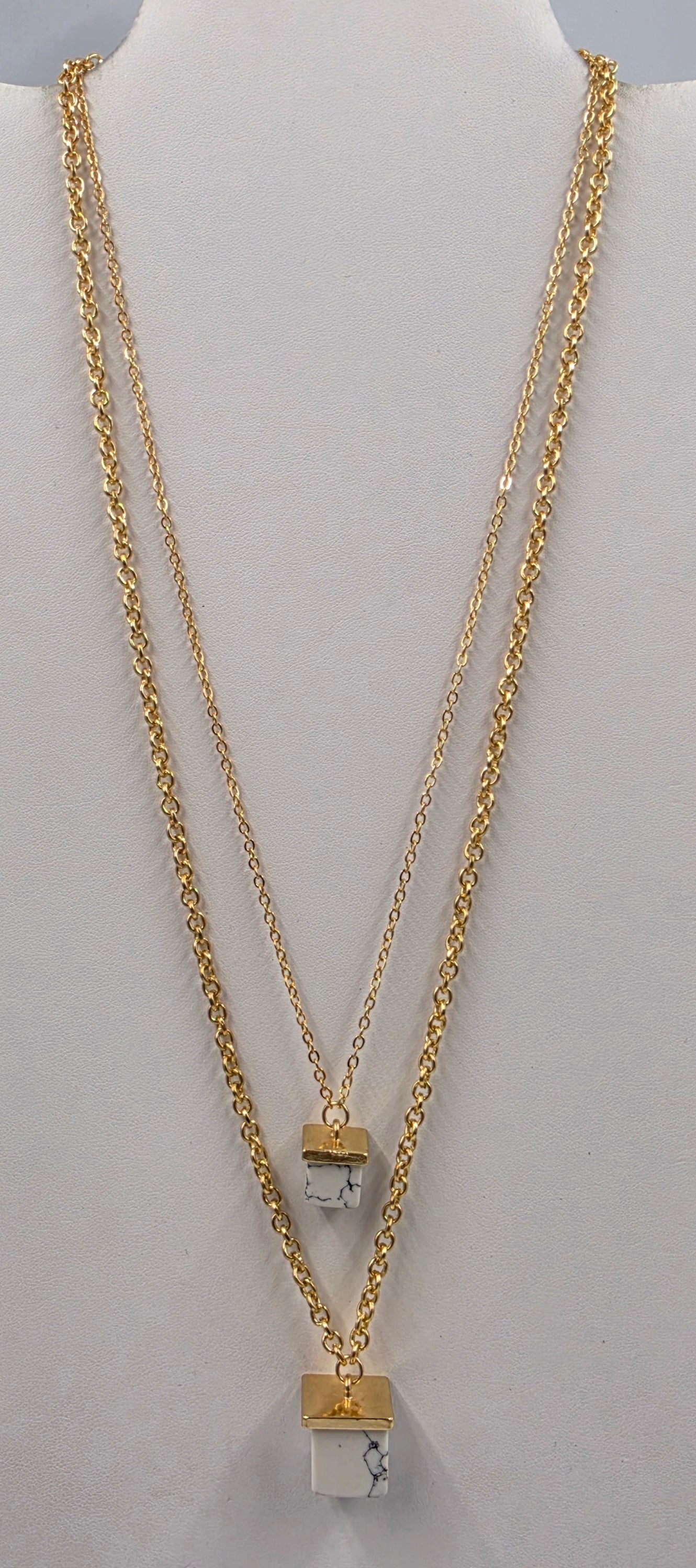 ARTIK LADY 20"-22" Gold Tone/Acrylic White Buffalo Square Stone Double Pendant Necklace